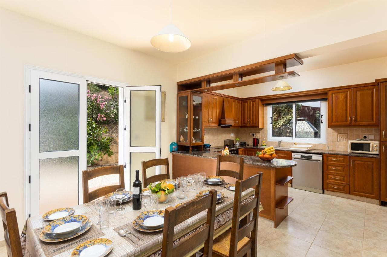Villa Kleopatra Paphos Extérieur photo