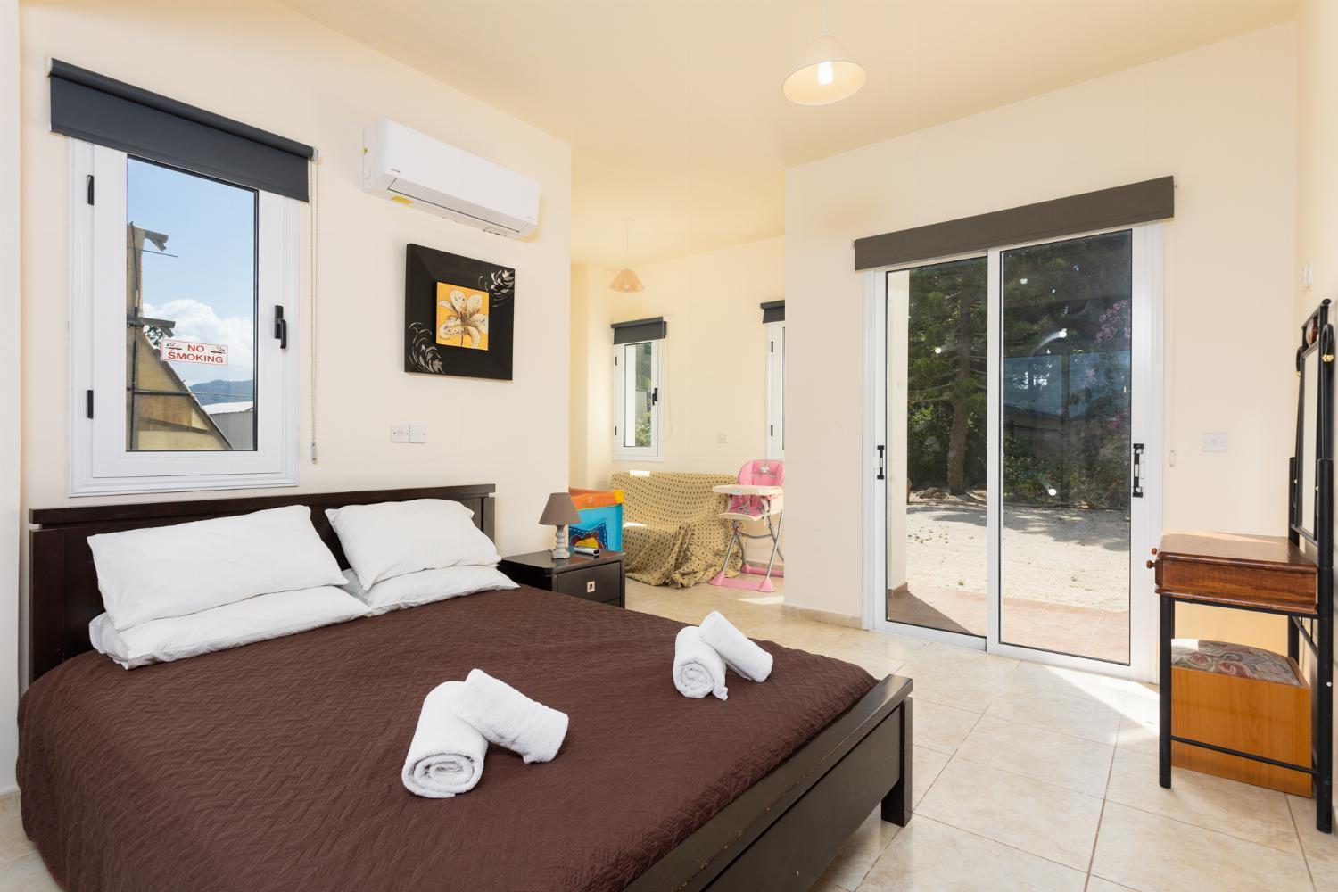 Villa Kleopatra Paphos Extérieur photo
